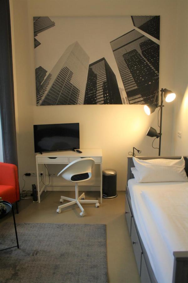 Apartment 2 / Ein - Zweipersonen Mannheim Dış mekan fotoğraf