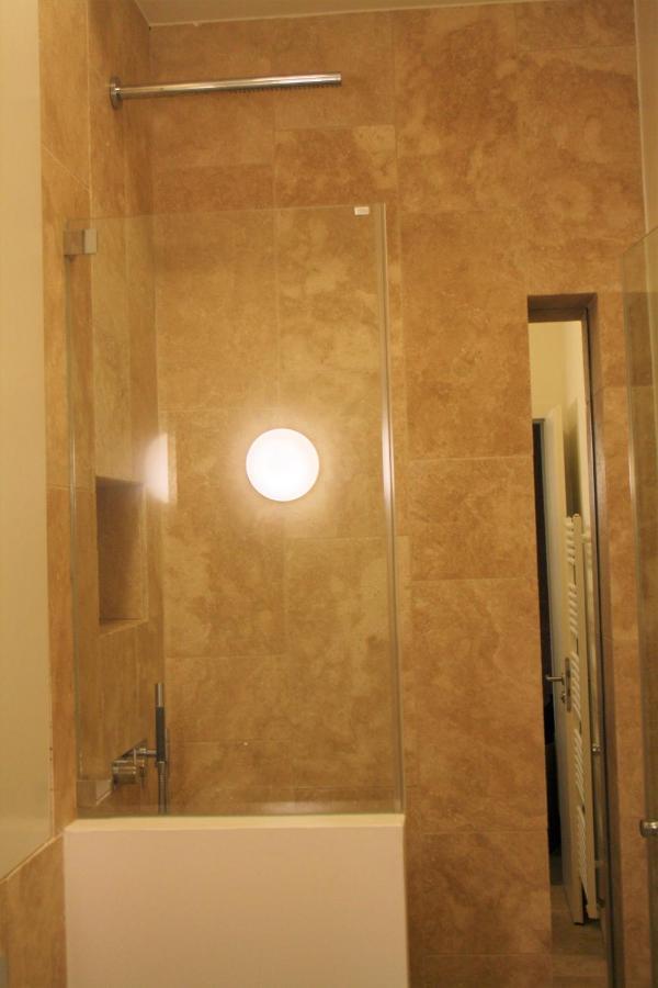 Apartment 2 / Ein - Zweipersonen Mannheim Dış mekan fotoğraf